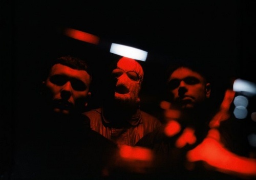 Saoirse σημαίνει ελευθερία: η ιστορία των Kneecap